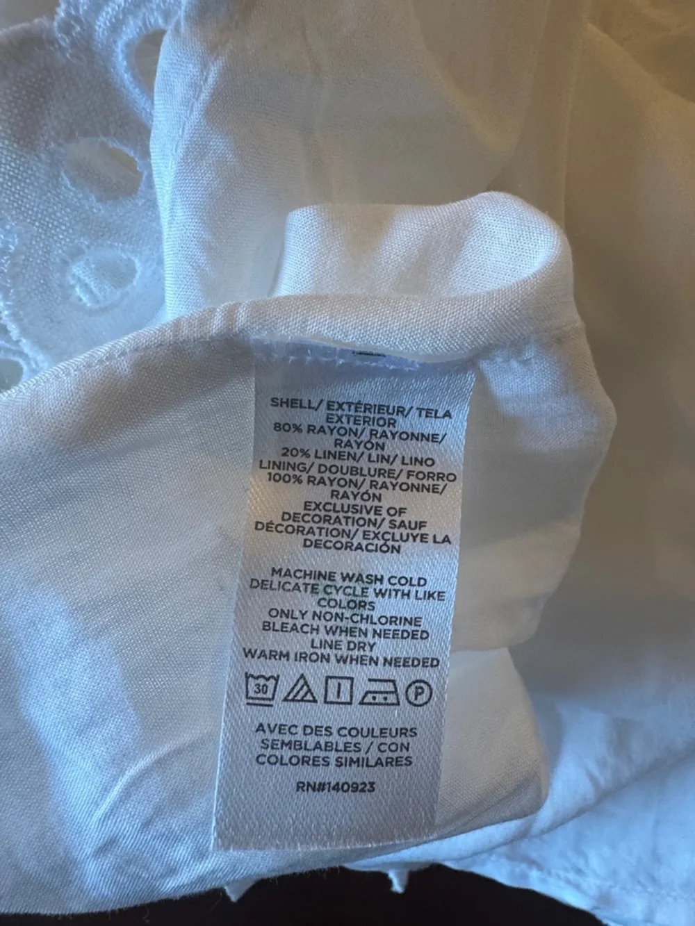 LOFT NWT Romantic Coastal White Eyelet Long Sleeve Boho Chic Mini Dress - Picture 12 of 12